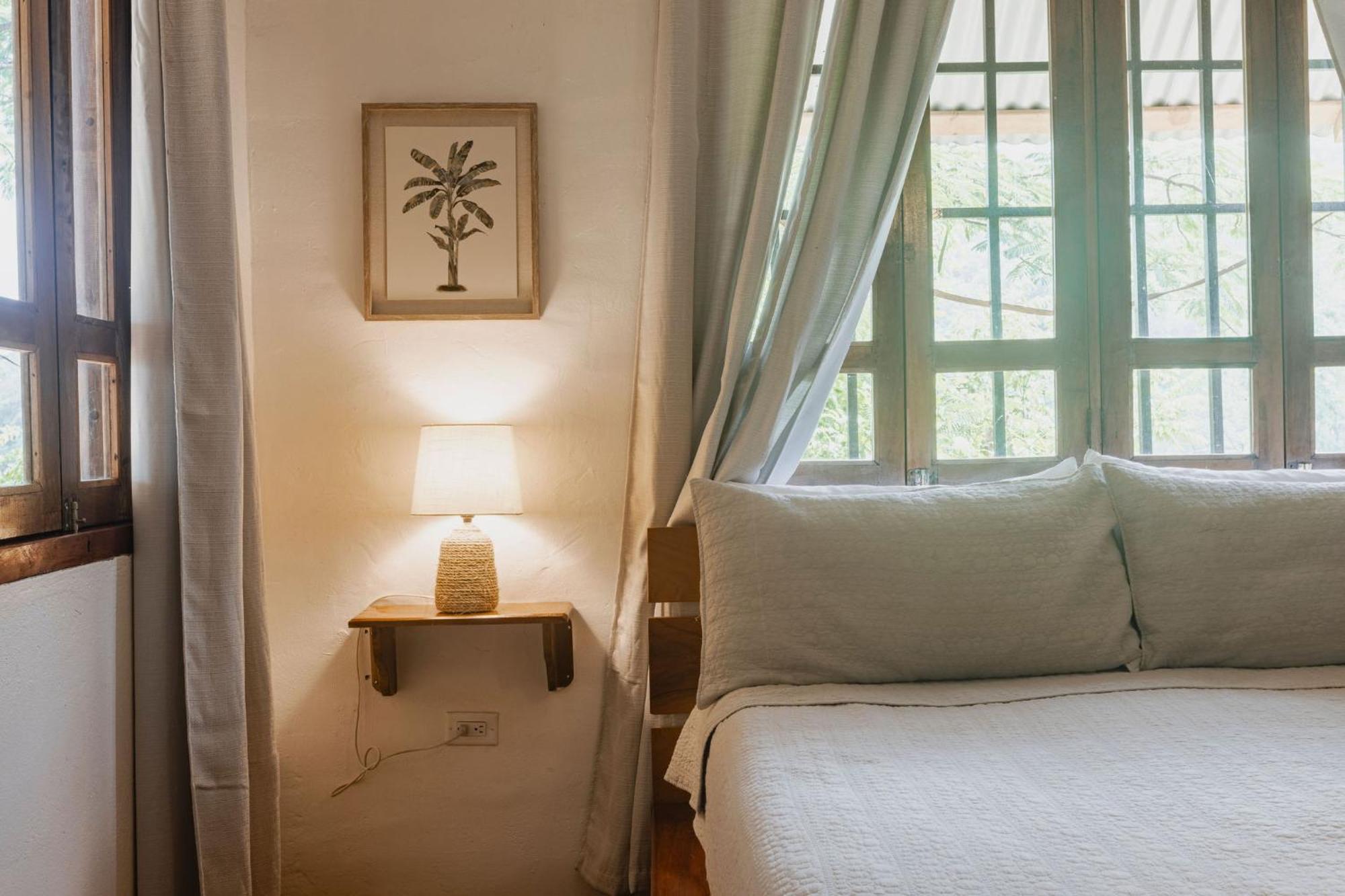 Venao Surf Lodge Плая Венао Екстериор снимка
