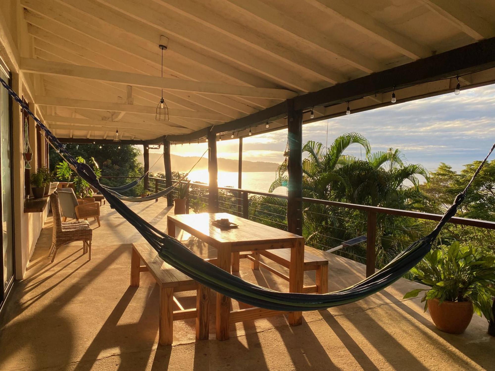 Venao Surf Lodge Плая Венао Екстериор снимка